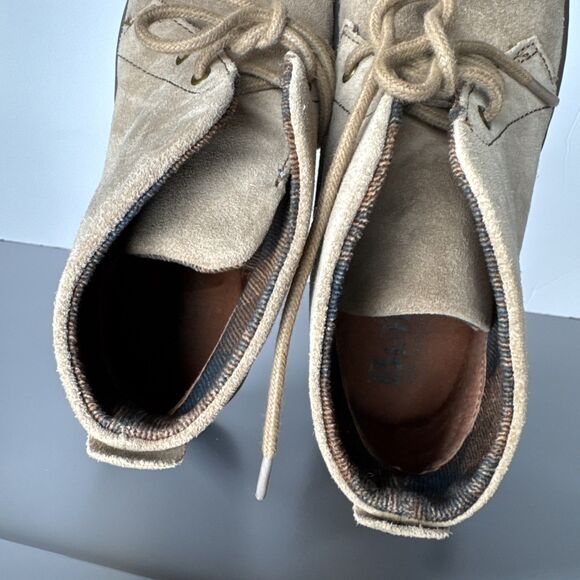 Born Banni Womens Size 6 Taupe Tortola Suede Lace Up Chukka Booties F69817 EUC - Picture 9 of 16